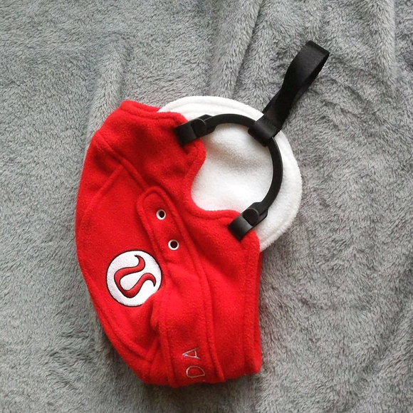 lululemon athletica Accessories - Lululemon Olympic hockey helmet hat toque Team Canada